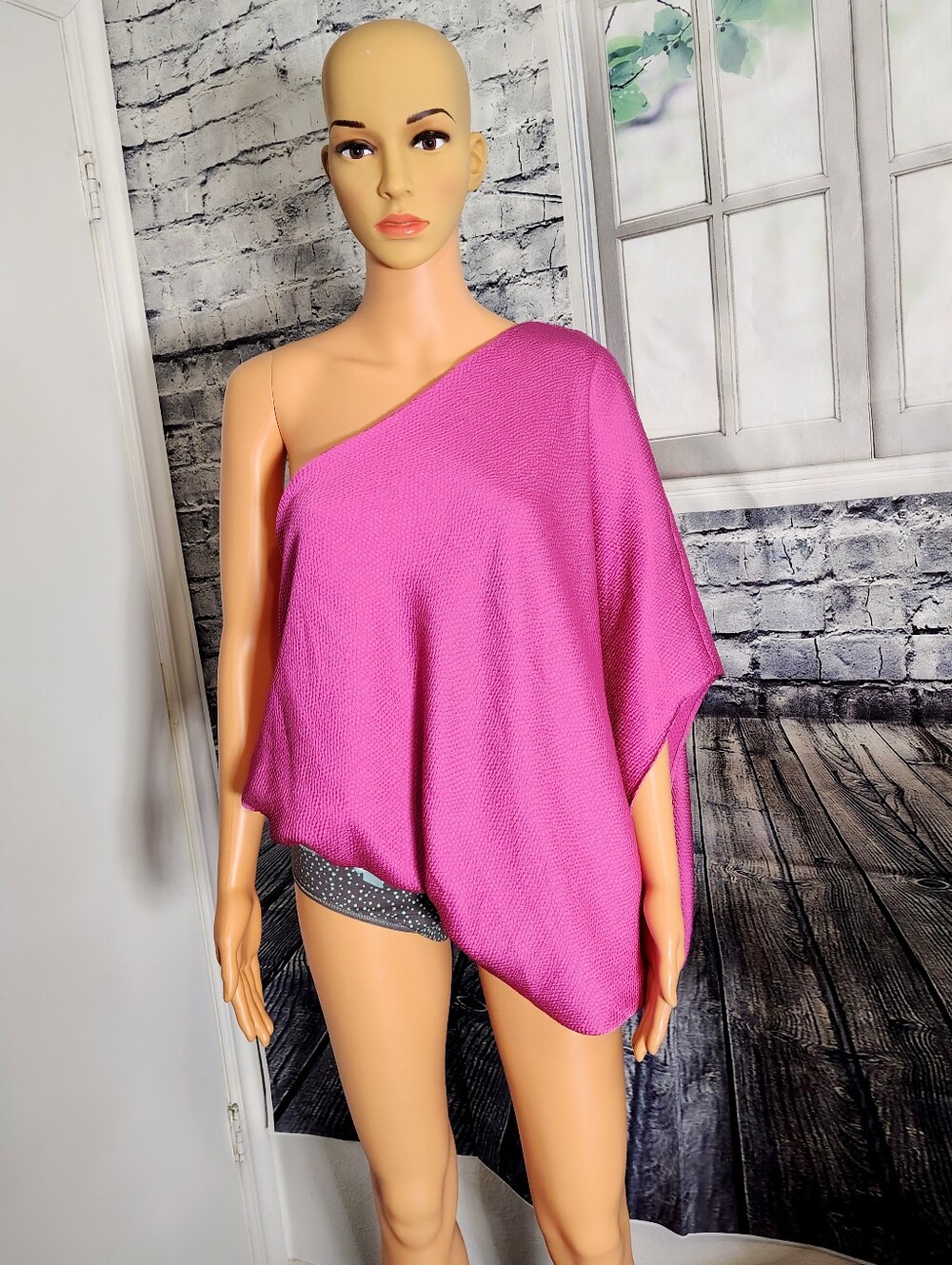 JUDITH MARCH SLINKY SEXY DISCO PINK WOMEN'S BLOUSE M